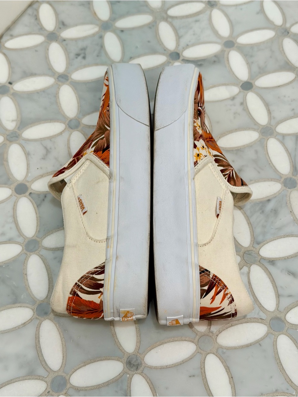 Vans Classic Slip-On Platform Tropical Floral Palm Canvas Sneakers Women’s 10 - Picture 3 of 8
